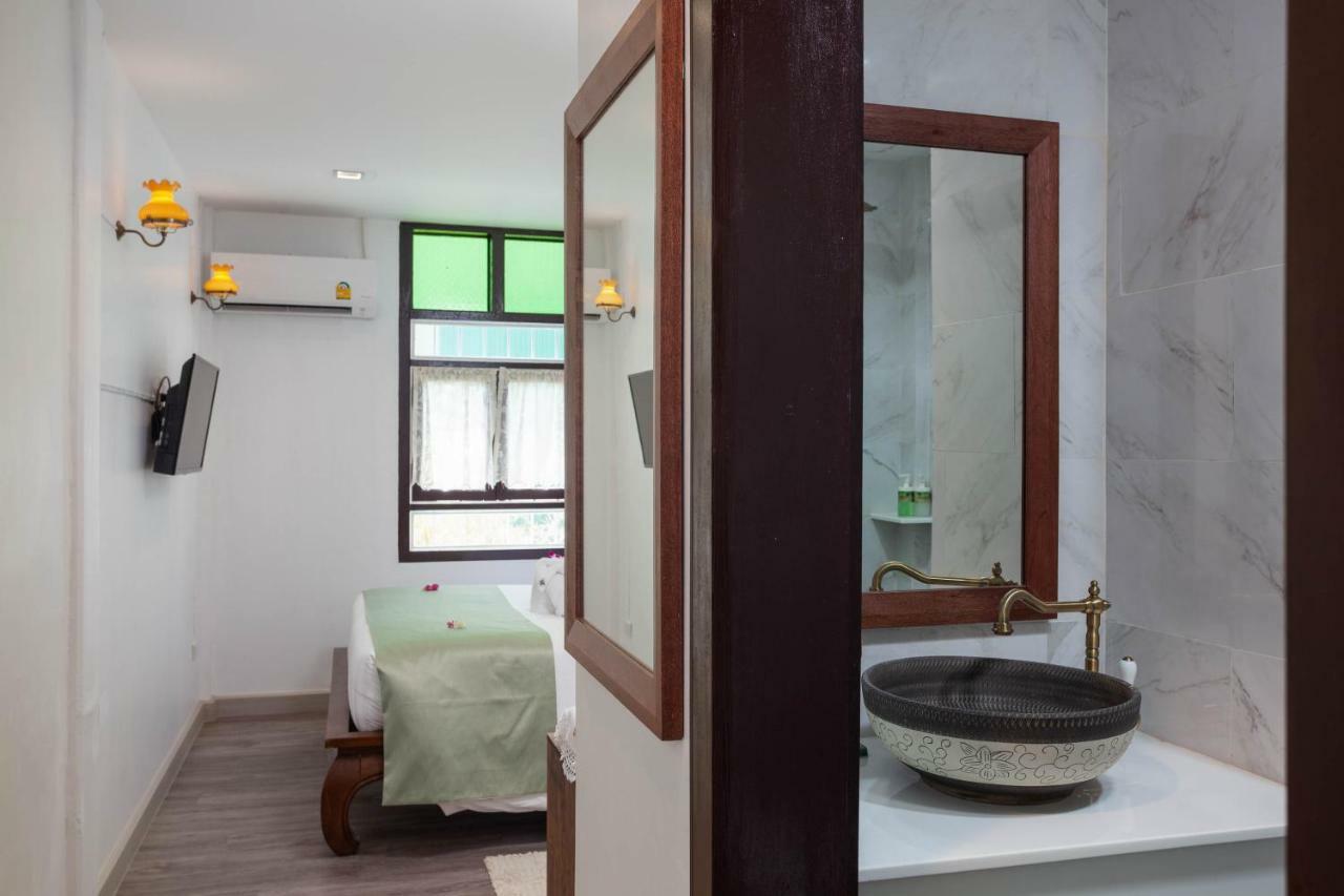 Sound Gallery House - Sha Plus Phuket Buitenkant foto
