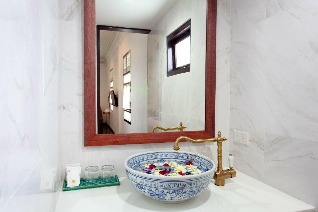 Sound Gallery House - Sha Plus Phuket Buitenkant foto